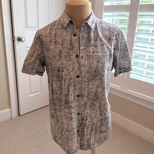 lululemon athletica Monochrome Casual Button Down Shirt